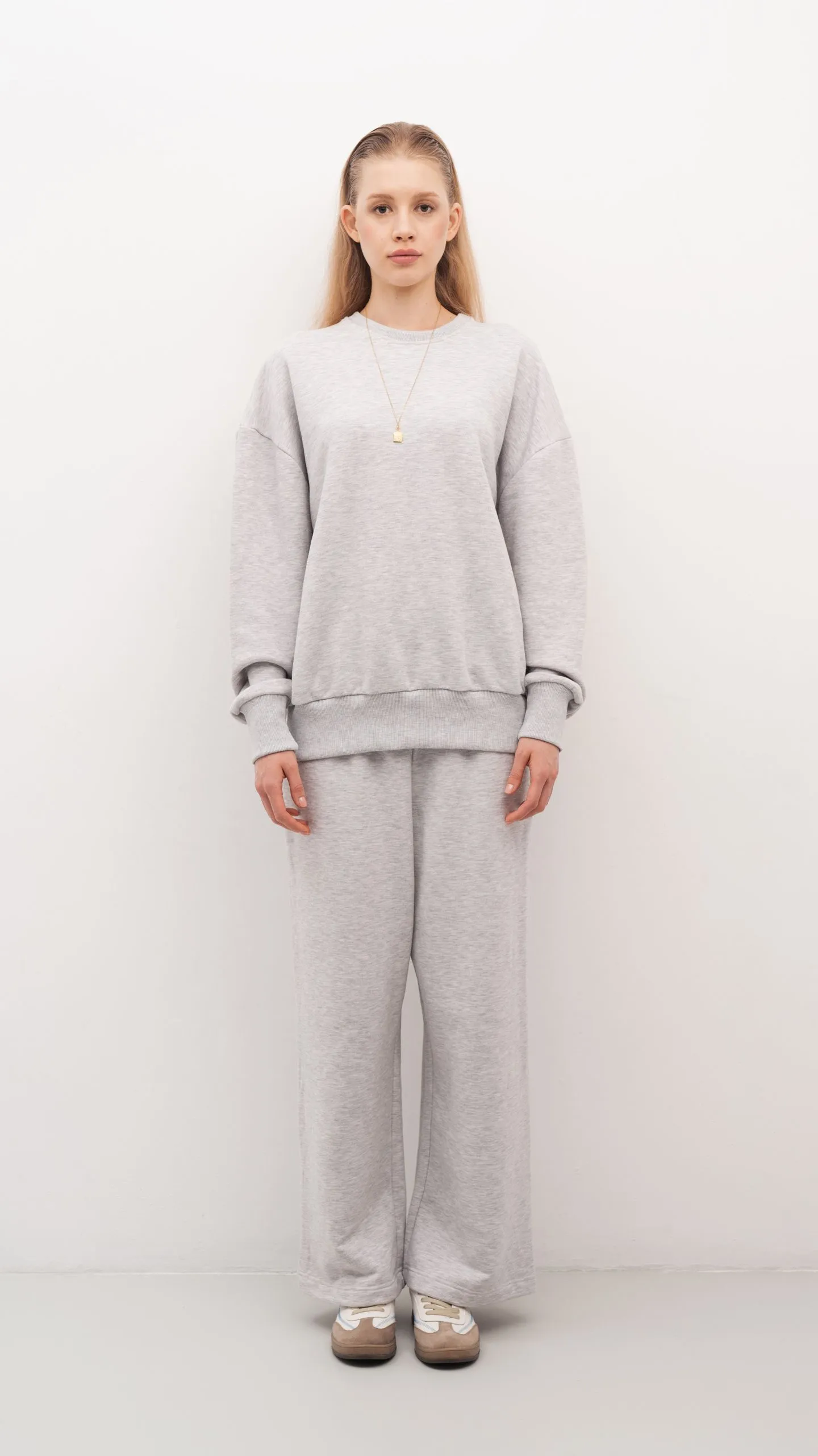 Штани спортивні прямого крою