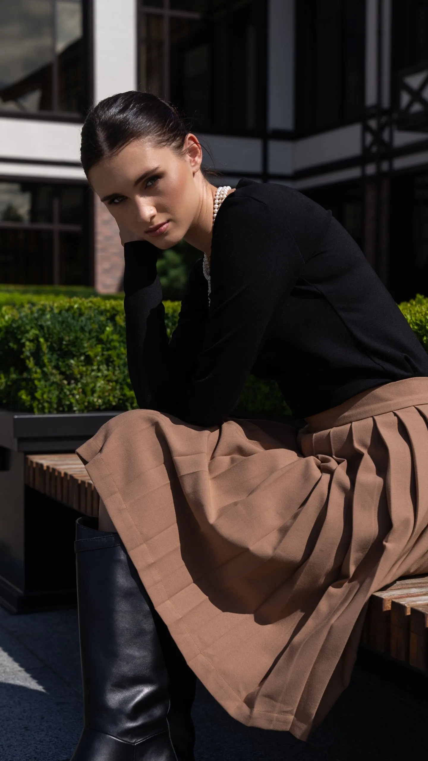 Понеділок outfit detail 2